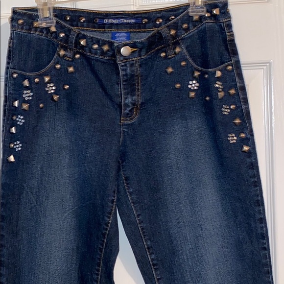 Capris pants - Picture 2 of 3